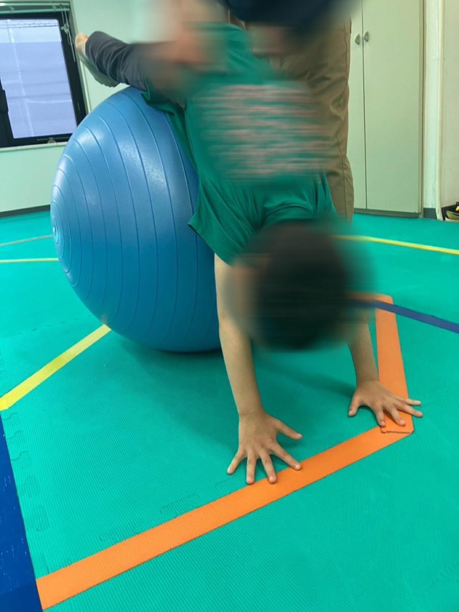 発達支援 びーろんぐ本郷三丁目 支援の様子