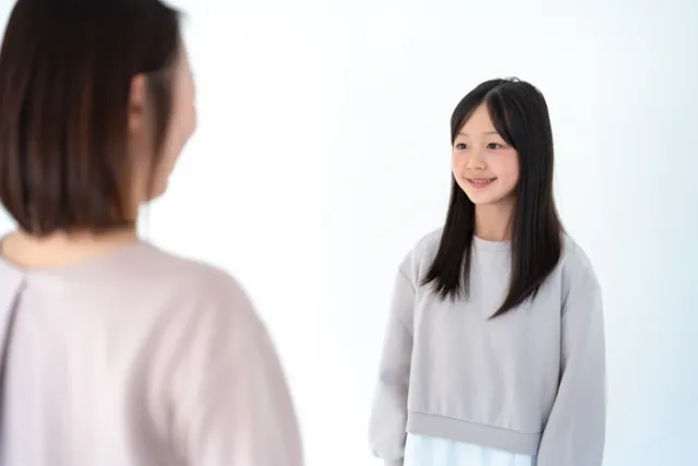 思春期の娘の画像